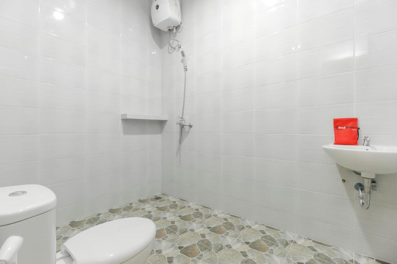 Reddoorz Premium @ Setiabudi Medan Sunggal Экстерьер фото