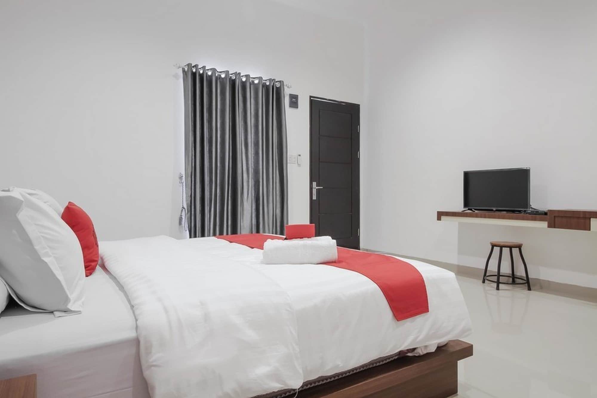 Reddoorz Premium @ Setiabudi Medan Sunggal Экстерьер фото